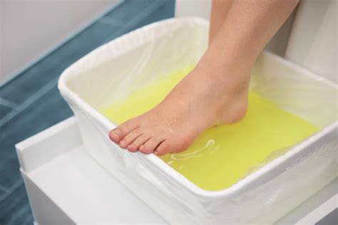 Paraffin Pedicure: Benefits and Application Tips - Ultra Beautify