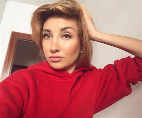 The beautiful wife of Anatoly Shariy: footage of a luxurious life – Archyde