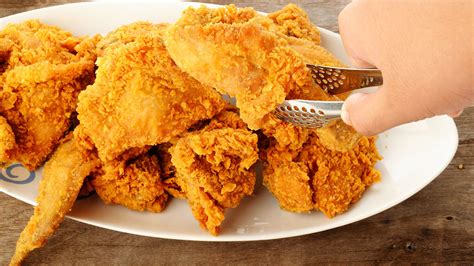 You Need to Try Chef Edward Lee’s Fried Chicken Recipe