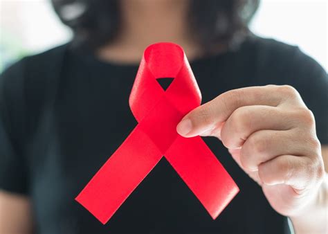 kenali gejala awal hiv sebelum menjadi aids honestdocs