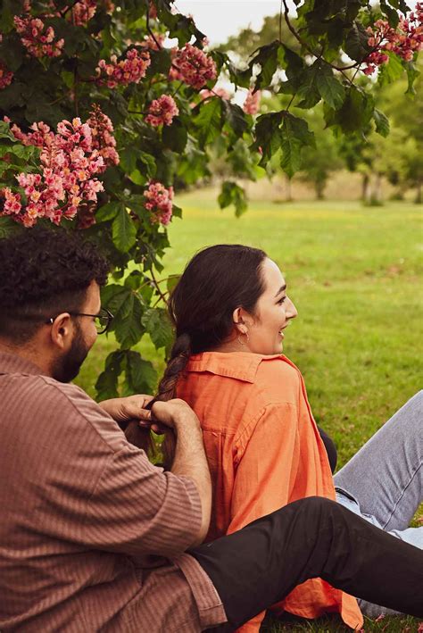 Examples Of Couple Love Story Photos - Diana Studio Photography