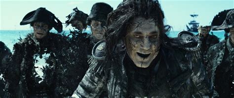 Karibų piratai. Salazaro kerštas | Forum Cinemas