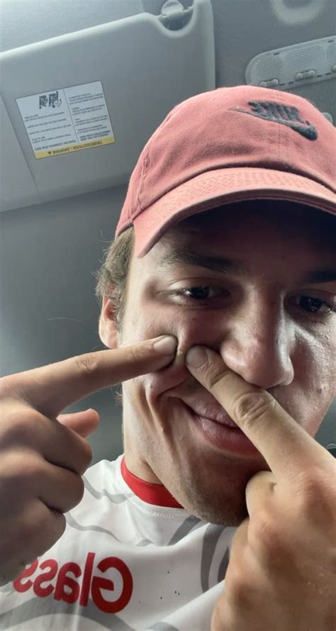 Watch for the explosion!! Did you see it? : r/popping