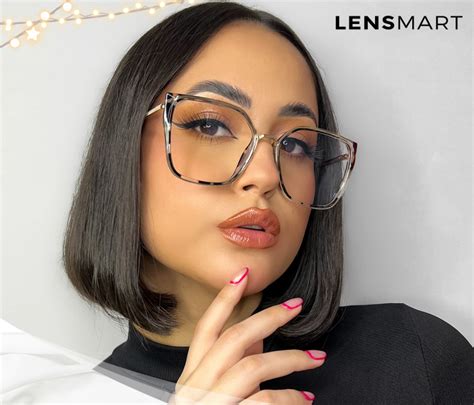 Latest Eyeglasses Trends 2024 - Hatty Kordula