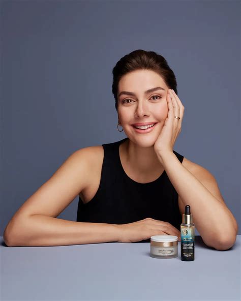 Bergüzar Korel Biography: Age, Net Worth, Siblings, Parents, Height