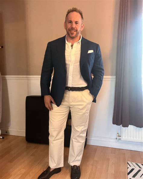 terracotta blazer  chinos hockerty