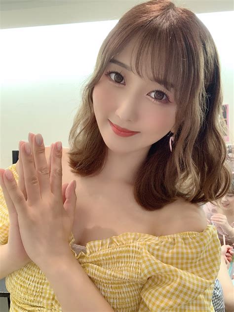 Vì sao Hibiki Otsuki được coi là mỹ nhân 18+ thành công nhất nhì xứ hoa