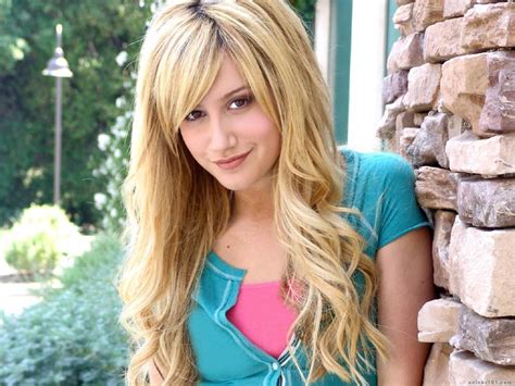 Social Trends : Ashley