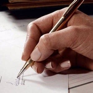 Завещание или дарственная на квартиру между родственниками: плюсы и минусы