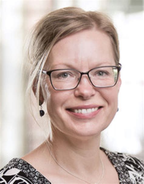 Dr Claudia Sandberg | Pursuit by the University of Melbourne