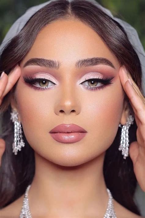 Wedding Makeup For Hazel Eyes in 2024 | Makeup for hazel eyes, Makeup ...