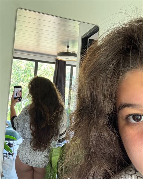 Yaneth Marín - Yaneth Marín added a new photo.