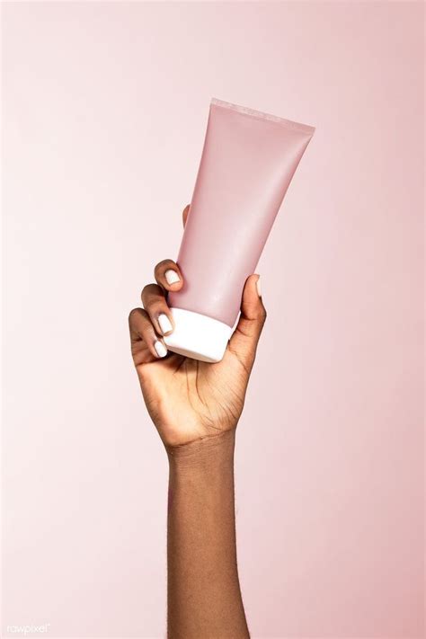 Pin by Алина Спиченкова on руки | Beauty cream, Skincare products ...