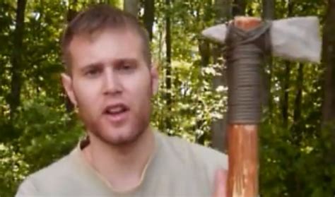 Making A Stone Bladed Tomahawk – 101 Ways to Survive