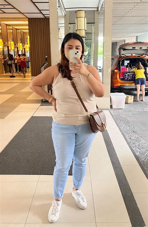 gig-ready outfit #SaWakas20 : r/fashionph