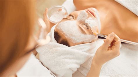 Carreira de esteticista: tudo o que você precisa saber para crescer ...