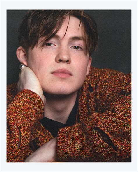 ‘Heartstopper’ Breakout Kit Connor Aims for Authenticity – Kit Connor