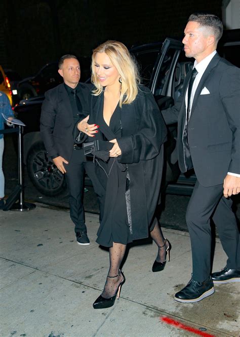 Scarlett Johansson Golden Heart Awards Cleavage Breasts - Hot Celebs Home