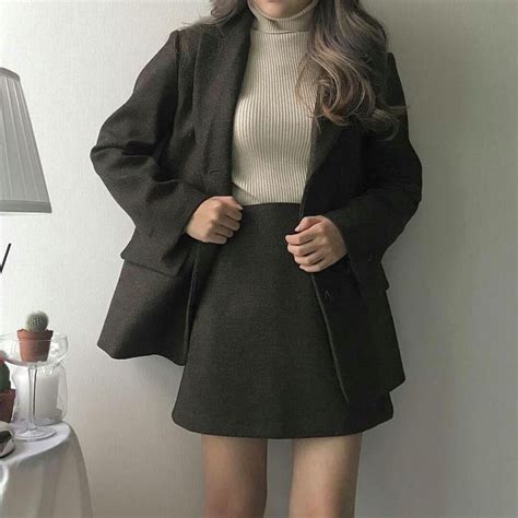 ⋮𝙙𝙤𝙧𝙠𝙮𝙡𝙪𝙫 | Outfit ideen, Trendige outfits, Kleider mode