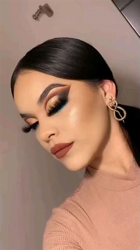 makeup Extravagante | Makeup crafts, Eye makeup designs, Brunette makeup