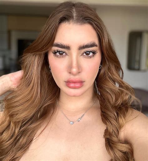 Laura Sahar | Pero no debí… | Instagram