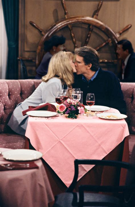 Cheers: Where Everybody Knows Your Name - LIFE