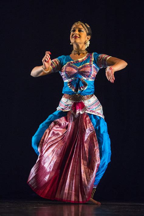 Kuchipudi - What is South Asian Dance? - Akademi