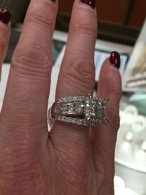 My 20 year anniversary ring I love it so much | Anniversary rings ...