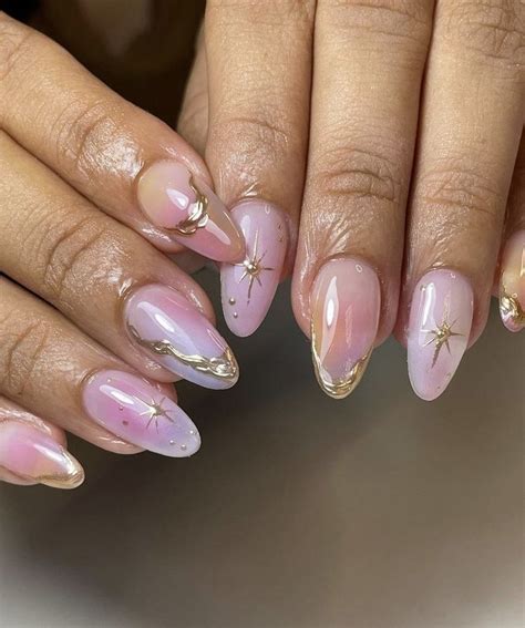 Pin by e 🎀♡ on nails | Stylish nails, Gold nails, Gel nails