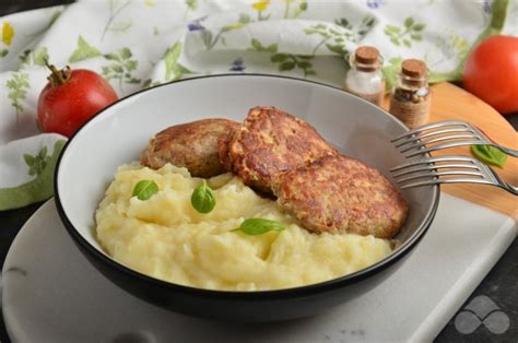 Индюшиные котлеты с картофельным пюре – простой и вкусный рецепт с фото ...