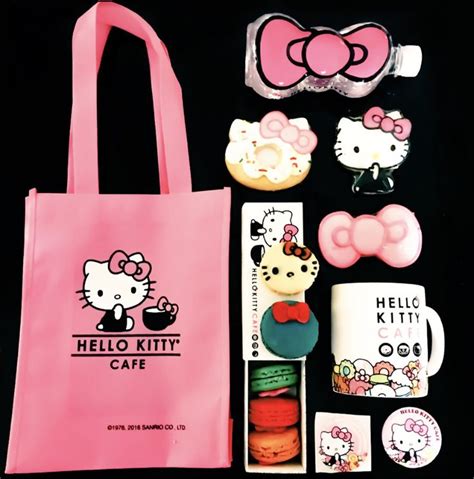 Hello Kitty Cafe REVIEW | Kitty cafe, Hello kitty, Hello kitty merchandise