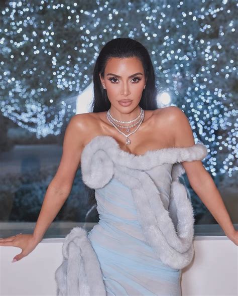 'Hope your kids aren’t in the car!’ Kim Kardashian fans rage as she’s