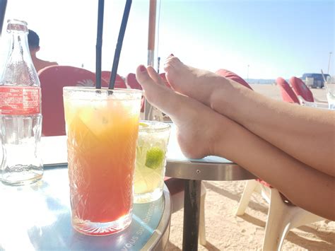 Sandy Lou's Feet - I piedi di Sandy Lou - Celebrities Feet - Hot 2024