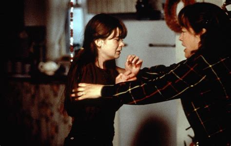 Долорес Клэйборн 1995 смотреть онлайн бесплатно в HD