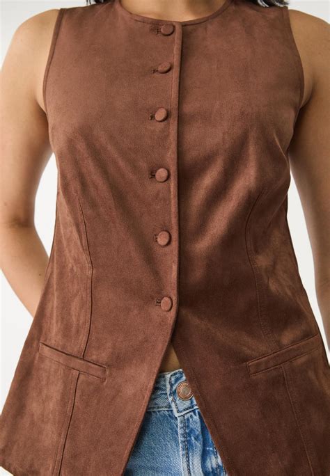 Chaquetas y cazadoras de mujer | Stradivarius Perú