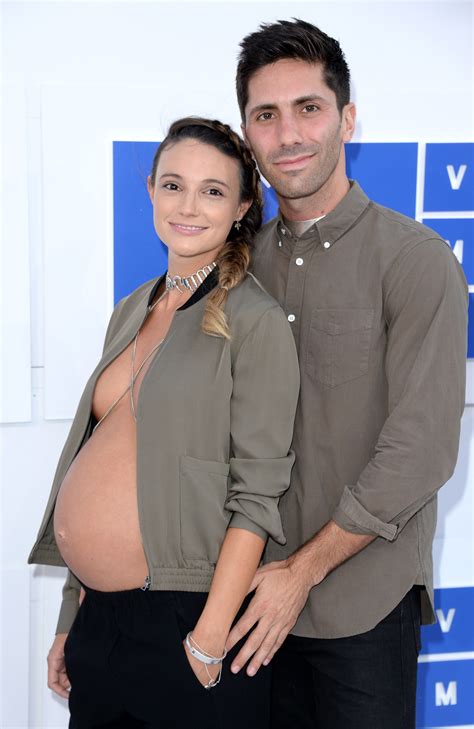 See Nev Schulman's Fiancée Laura Perlongo's Sexiest Instagram Pics