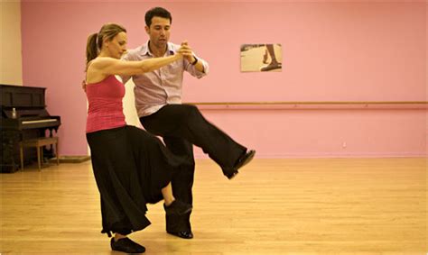 A Ratings Cakewalk for 'Dancing' - The New York Times