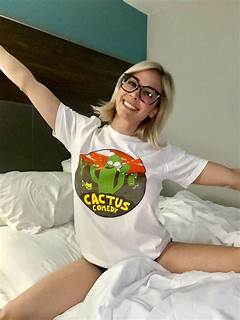 Lauren Compton Nsfw Lauren Compton Nsfw So Hot Its Almost Illegal Maybe