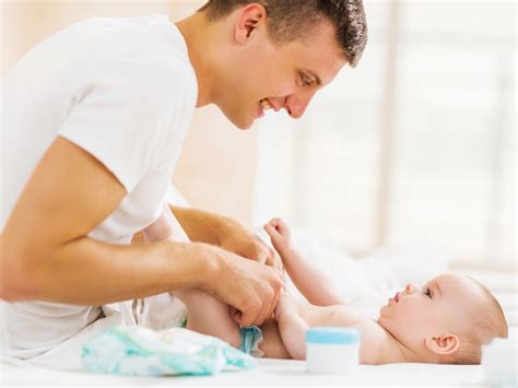 Nappy changing tips: be prepared | BabyCenter