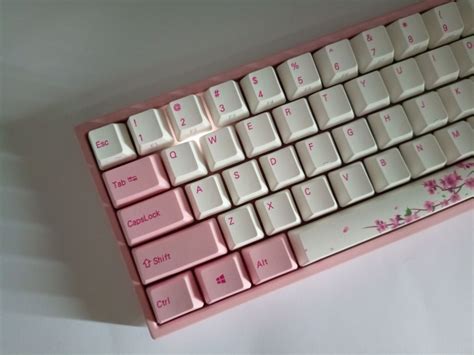 Обзор механической клавиатуры Varmilo Sakura R1 Pink (Miya68-D)