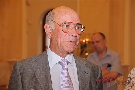Режиссёр ювелирного искусства возвращает утраченное
