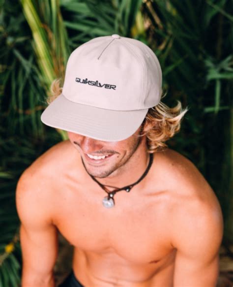Quiksilver Online Shop: Surf & Snow