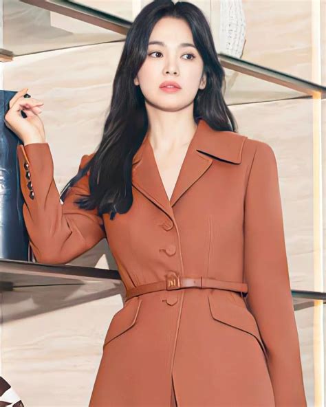 Work Attire, Work Outfit, Fashion Song, Song Hye Kyo Style, Pantyhose ...