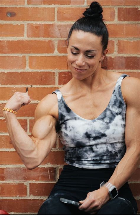 Muscle Women | Muscle women, Muscular women, Women