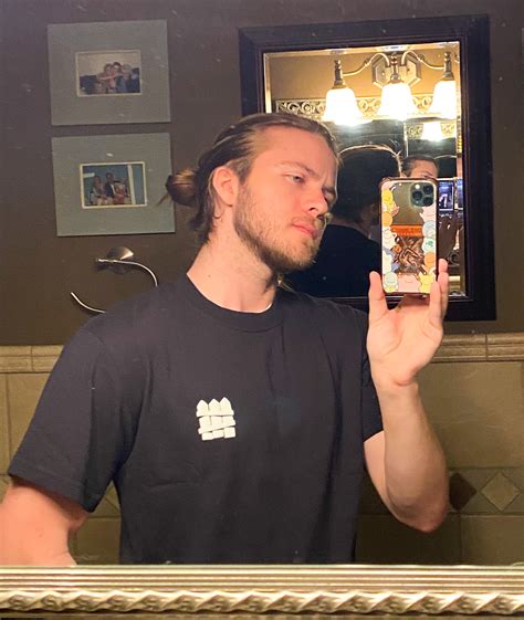 ellen? on Twitter: "@Radstads lookin absolutely swaggy" / Twitter