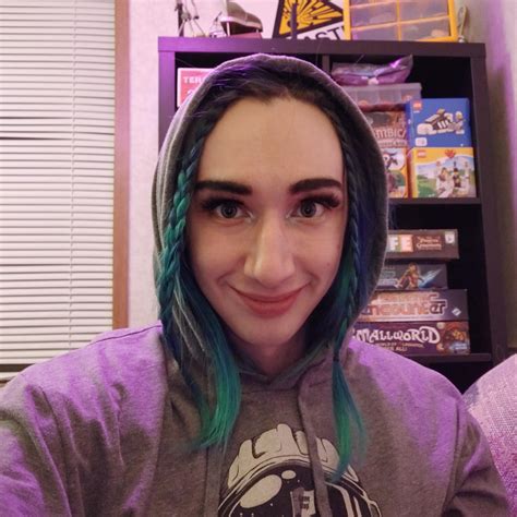 What's your favorite boardgame? I love co-operative games! : r/femboy