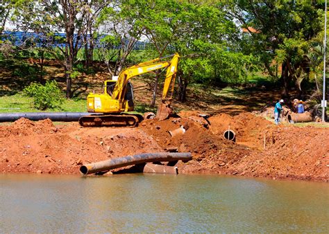 O Que E Desassoreamento - Desassoreamento da lagoa do Parque Araçariguama: etapa de remoção de ...