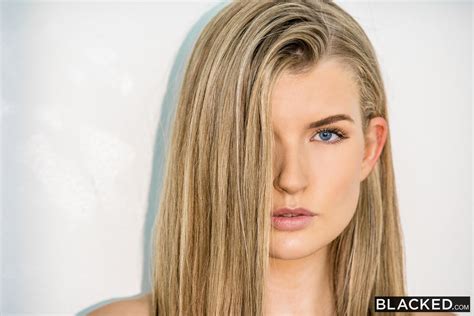 Mia Melano Wallpapers - Wallpaper Cave