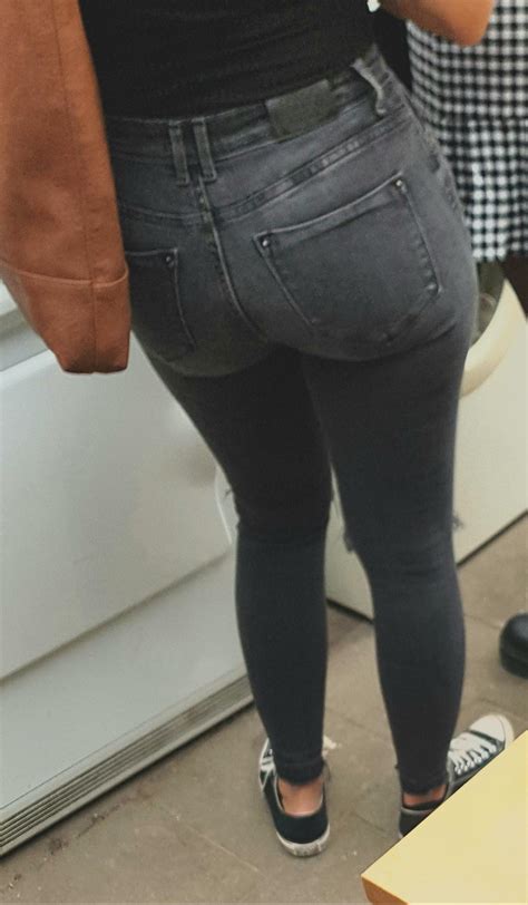 I love it when she wears tight jeans | Scrolller