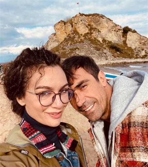 Birce Akalay and Ibrahim Celikkol shared from the set of Kuş Uçuşu!